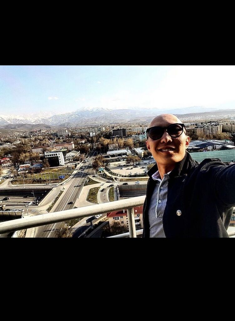  ,   Tim, 37 ,   