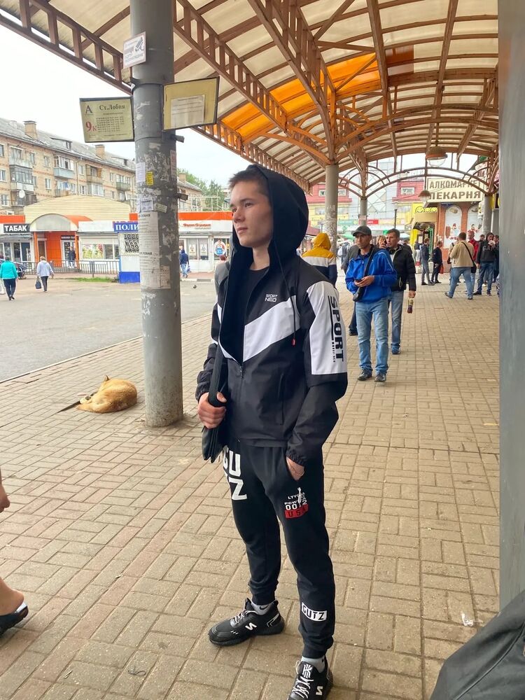  29972927  Daniil, 24 ,    -