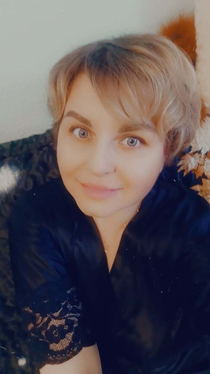  54497777  Luna, 41 ,    