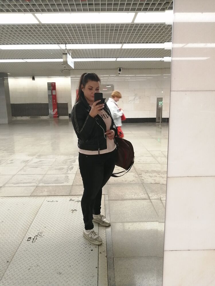  54439907  Alina, 40 ,    