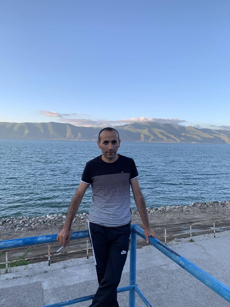 ���� 43423807 ������� Hovakim, 42 ����, ���� ���������� � �����-����������