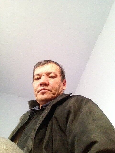  10933317  Aziz, 57 ,    