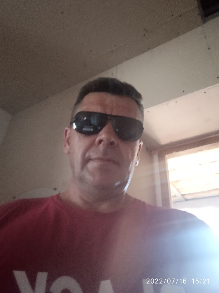  30970477  Serg, 51 ,    
