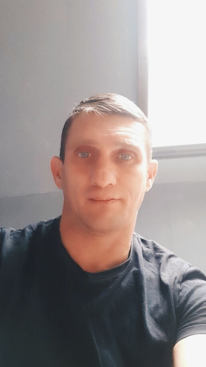  38643777  , 47 ,    