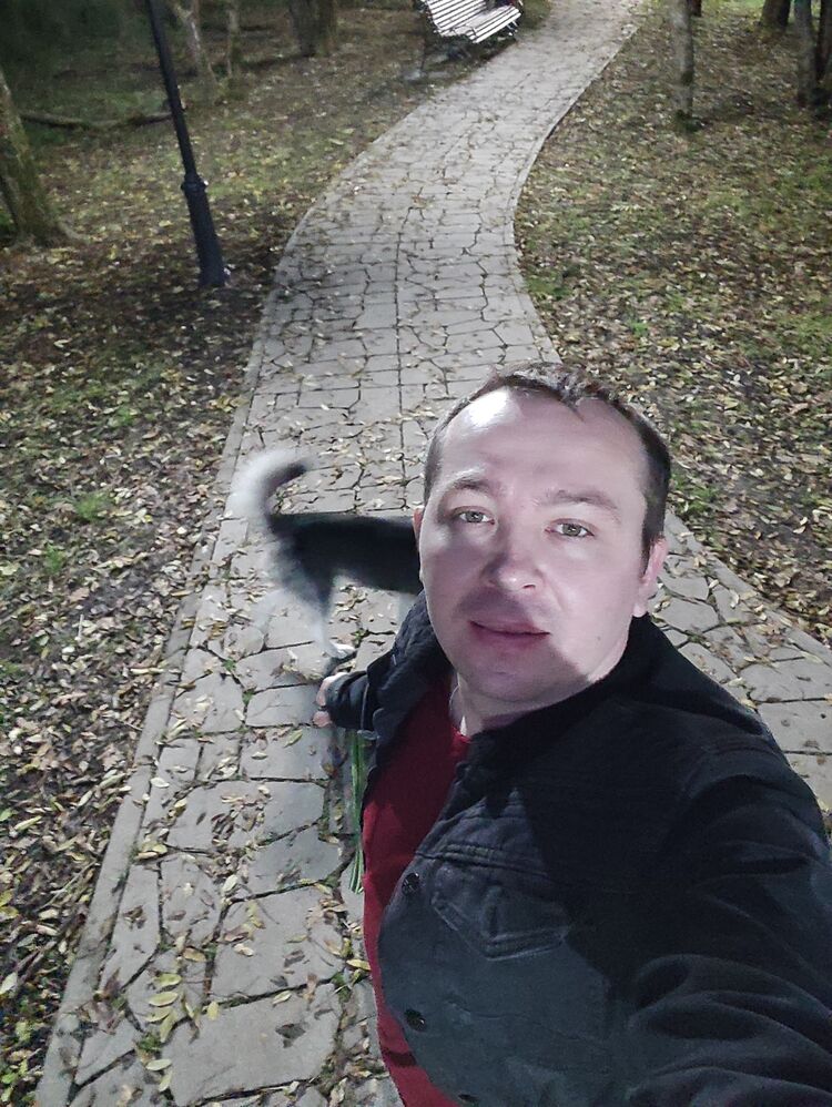 33236297  , 35 ,    