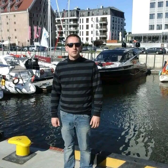  45809397  , 42 ,    