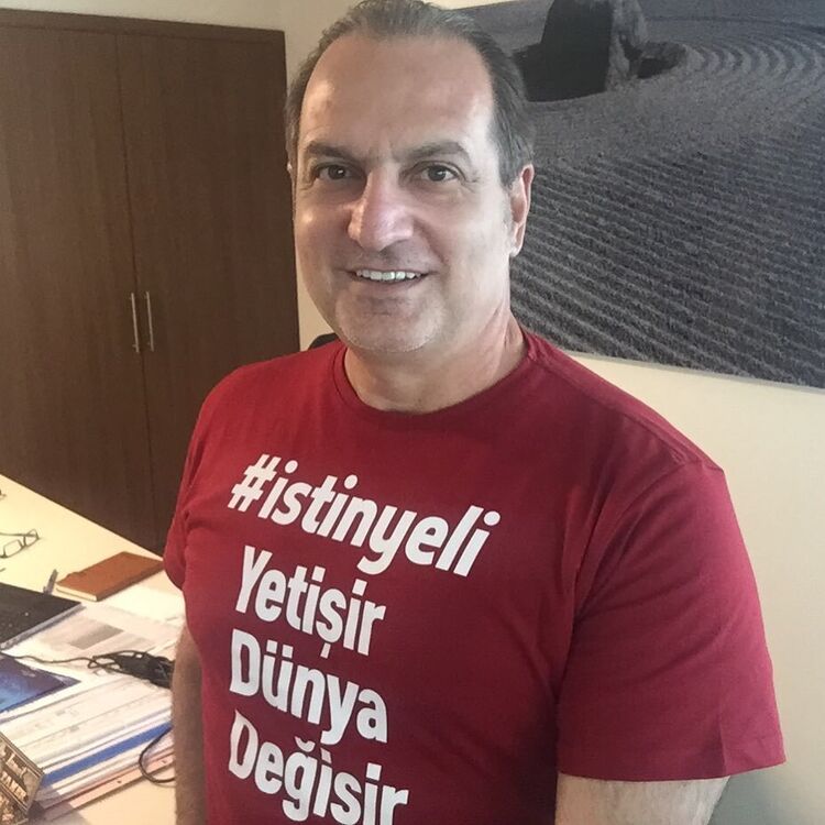  48128257  Denilson, 58 ,    