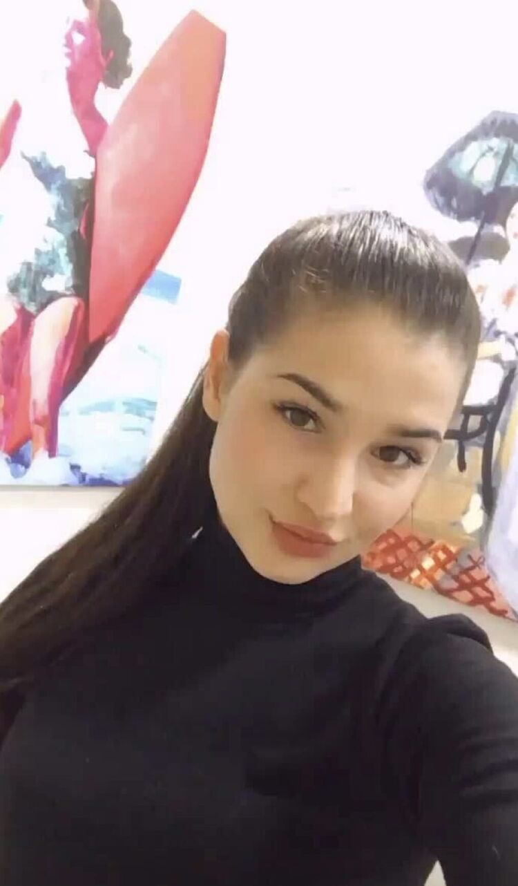  51819517  Irina, 20 ,    