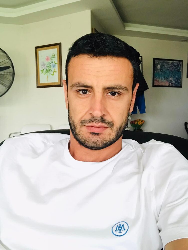  46719007  Erkan, 37 ,    