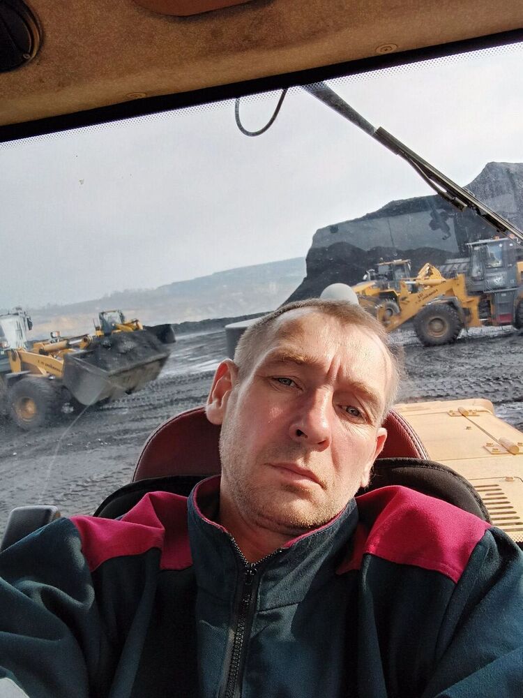  -,   , 42 ,   ,   