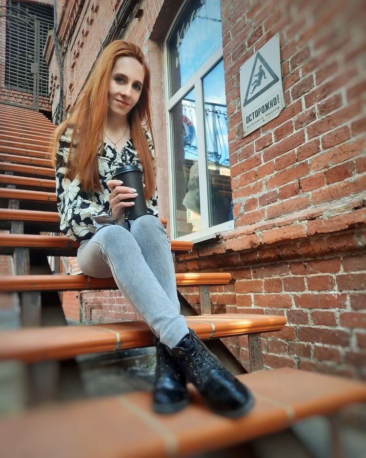  34325157  Viktoria, 26 ,    