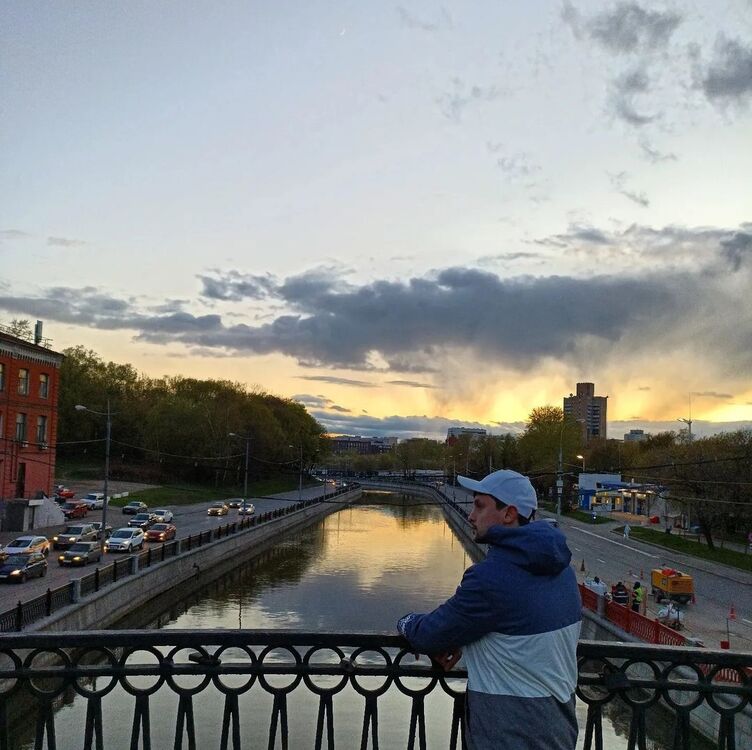 ���������� ������, ���� ������� Uroboros, 33 ����, ������������ ��� ������, ����� � ���������, c�������� ���������, ���������