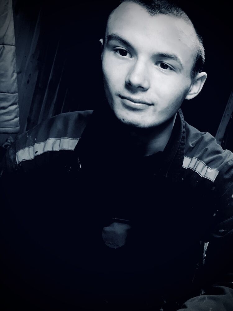  19495477  , 25 ,    
