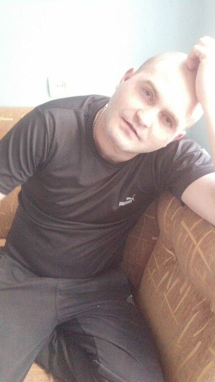  15706377  Lilian, 41 ,    