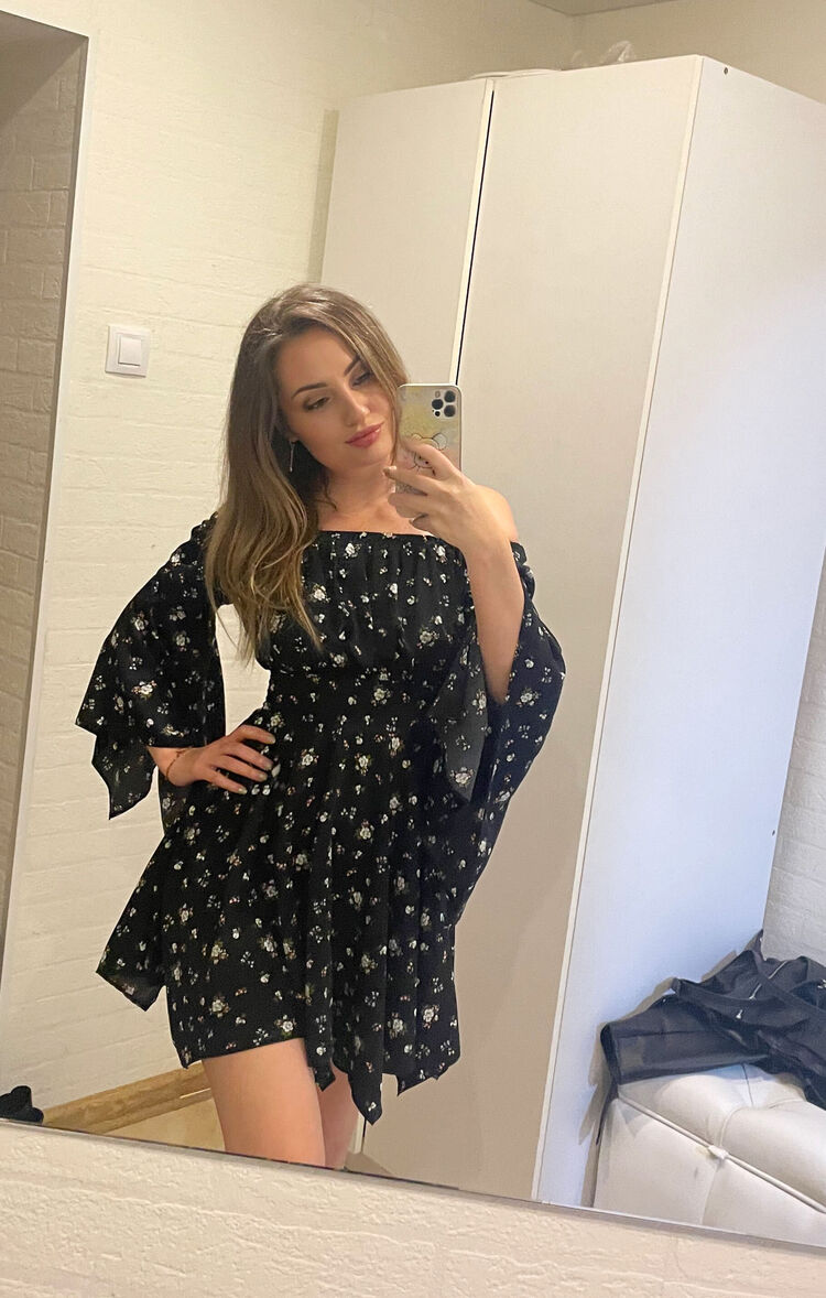  38744317  , 33 ,    -