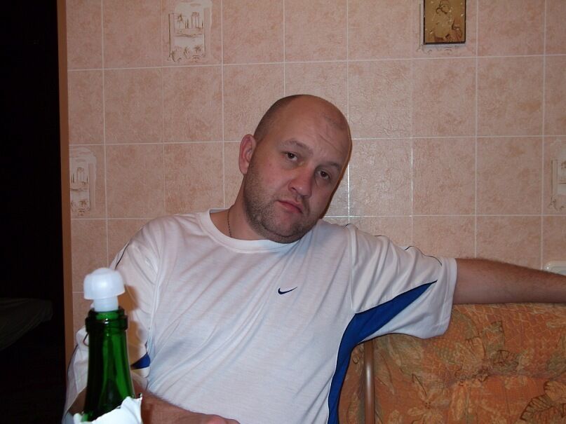  40282367  ARELAV, 45 ,    
