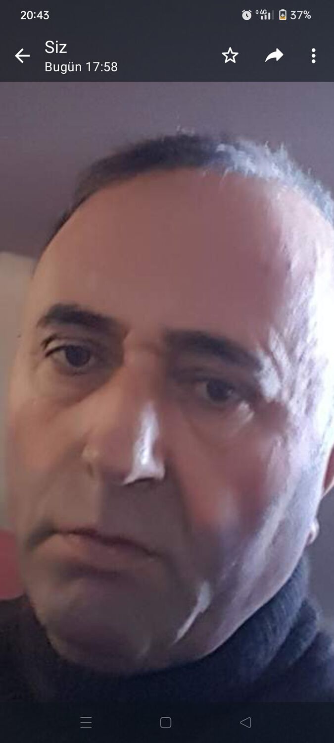  42581497  , 57 ,    