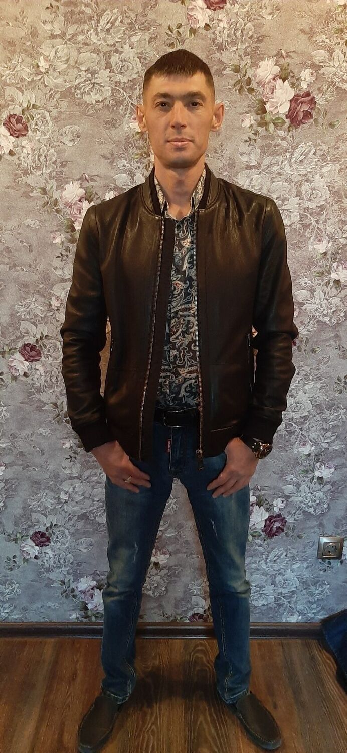  31929937  Alexey, 46 ,    