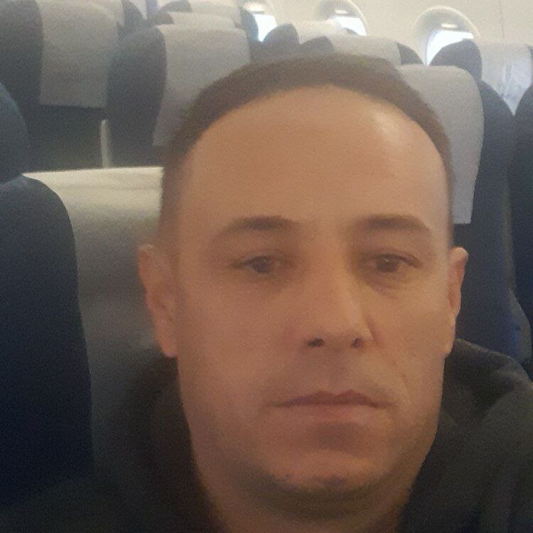  51383497  , 23 ,    