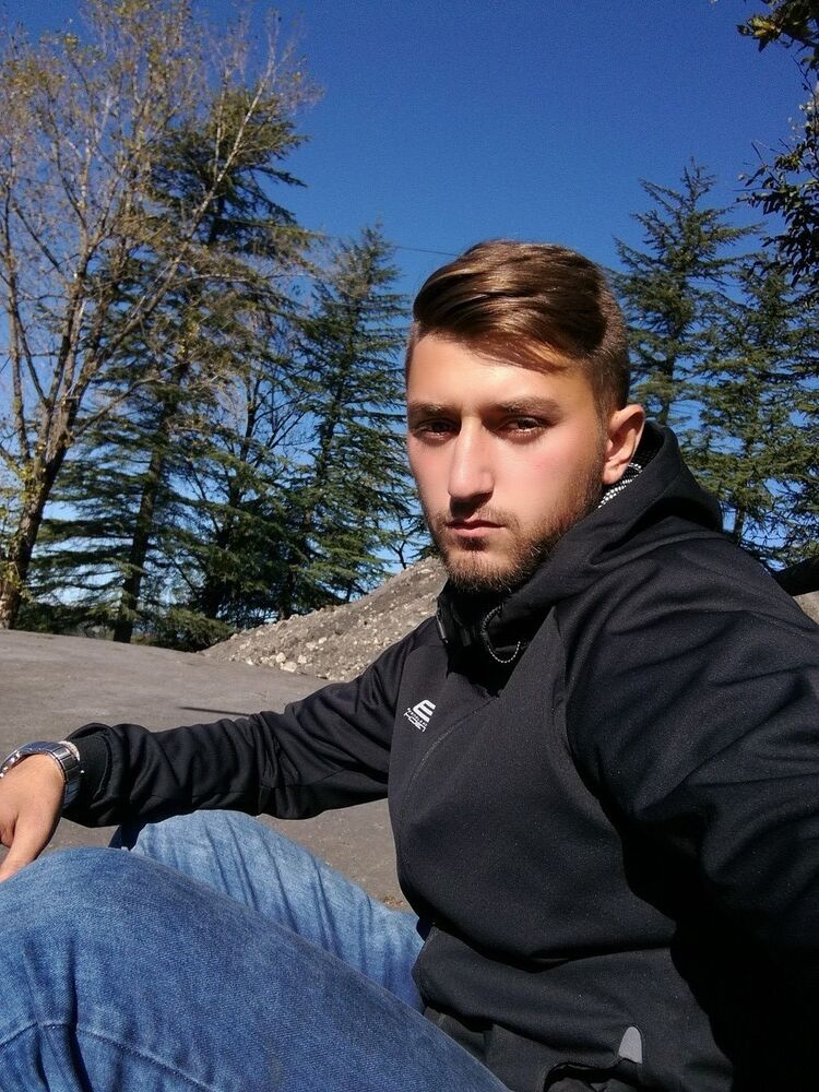  ,   Karlito, 31 ,   ,   , c 