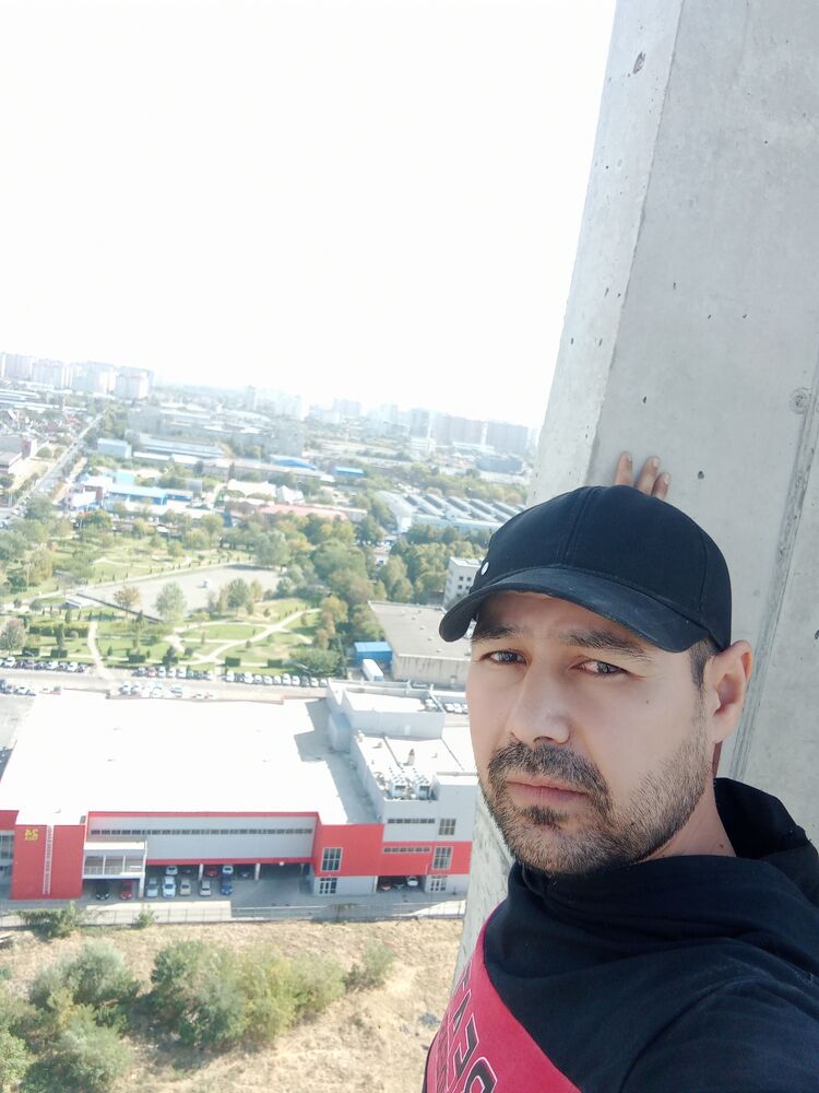  38934647  Murodbek, 37 ,    