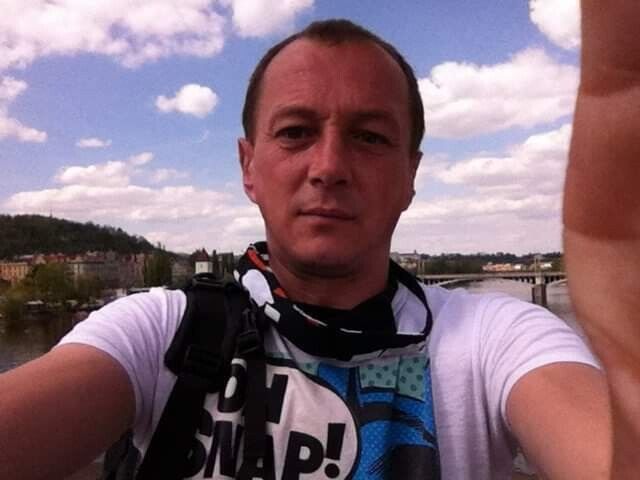  21716007  Viktor, 46 ,    Praha