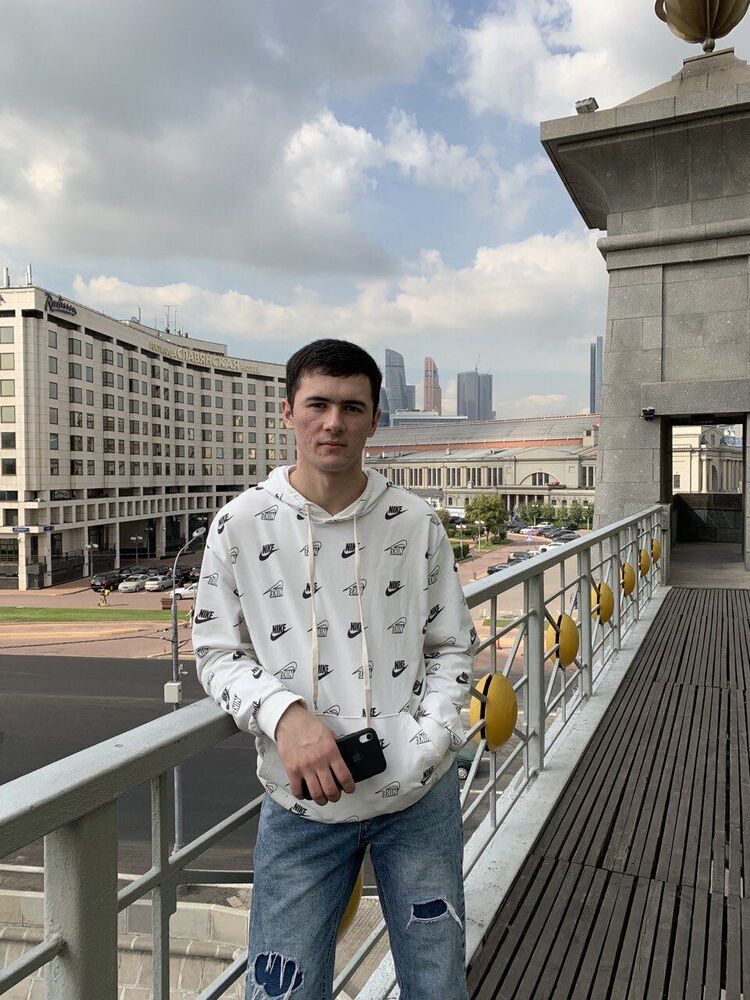 ���� 42437177 ����� JOHNY, 22 ����, ���� ���������� � ������