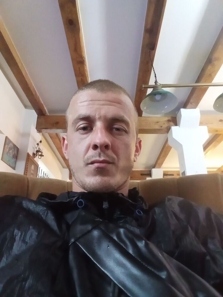  Ostrow Mazowiecka,   Michael, 35 ,   ,   , c , 