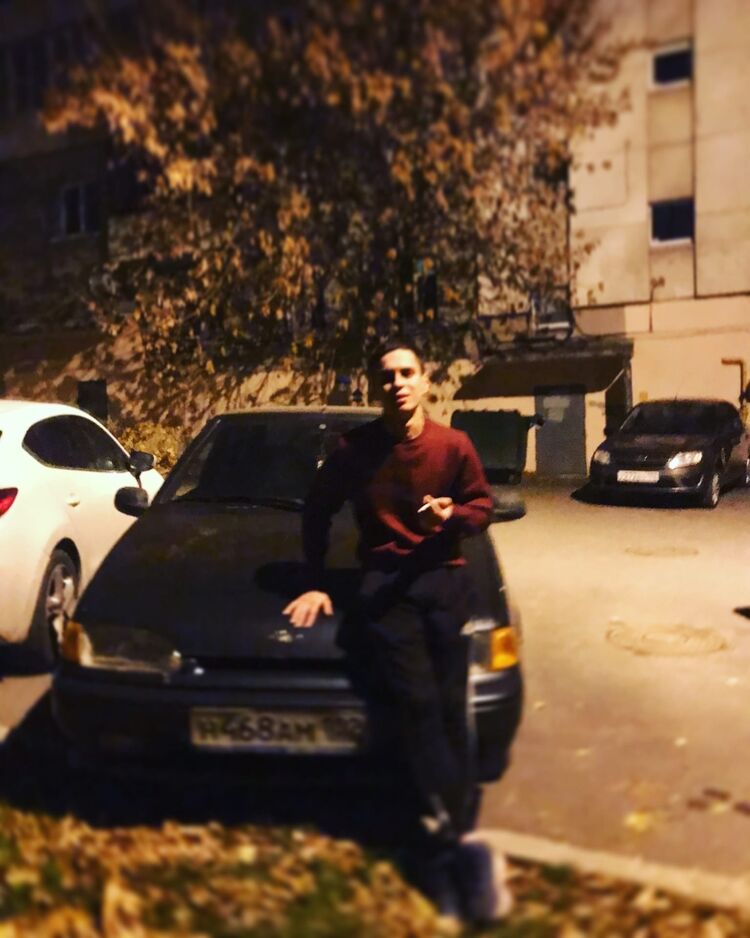  26201317  Slava, 25 ,    