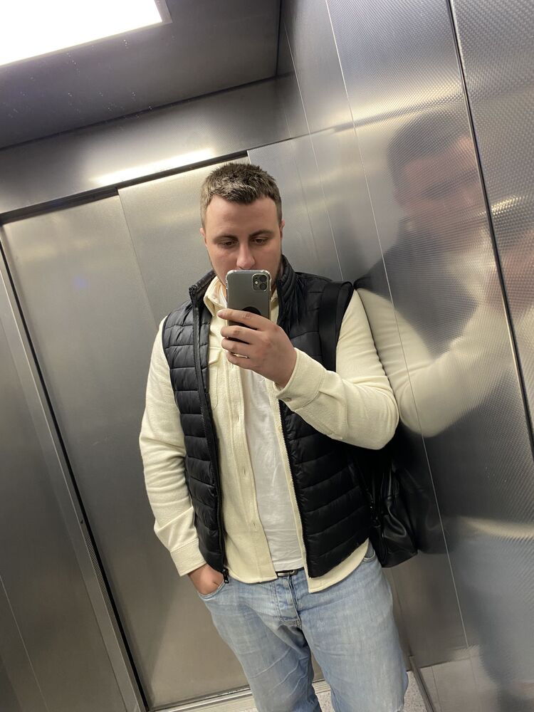  52762747  , 29 ,    