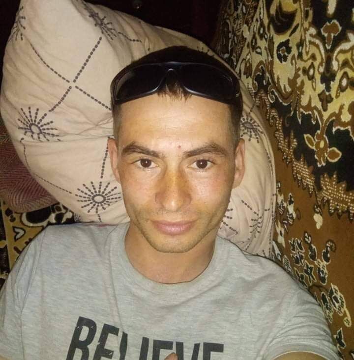  24473177  , 33 ,    
