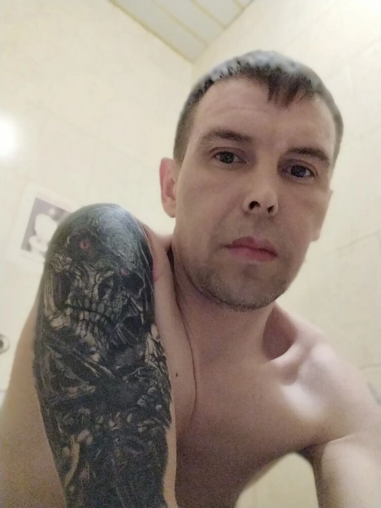  46648047  Ivan, 37 ,    