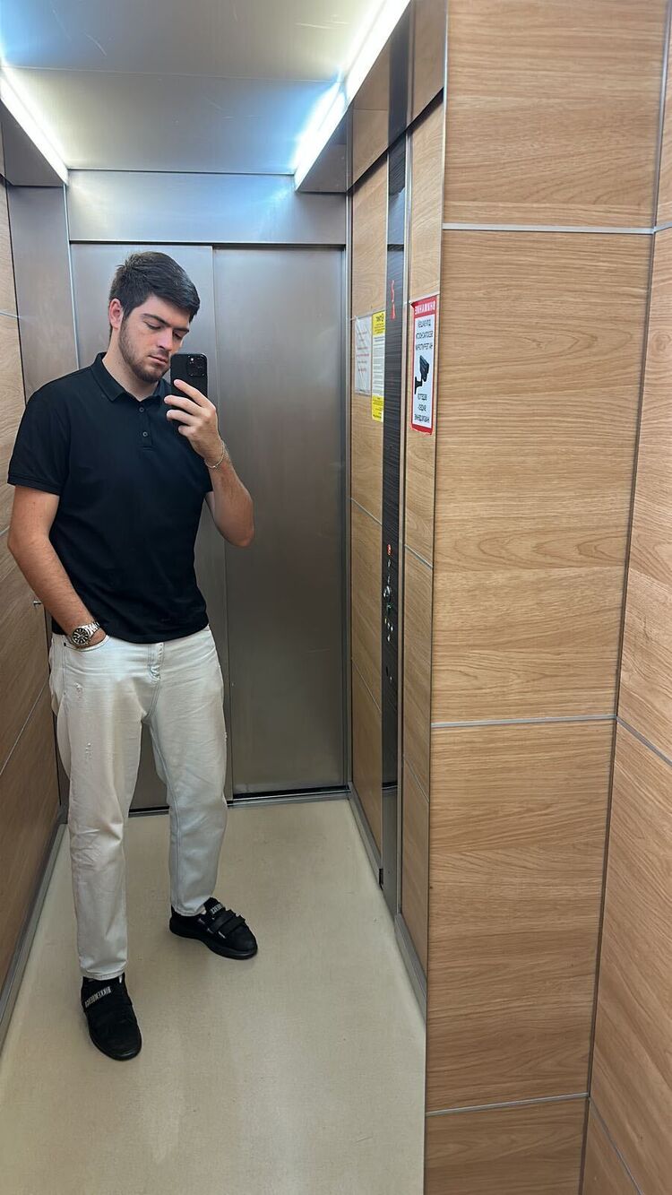  ,   Dima, 22 ,   ,   