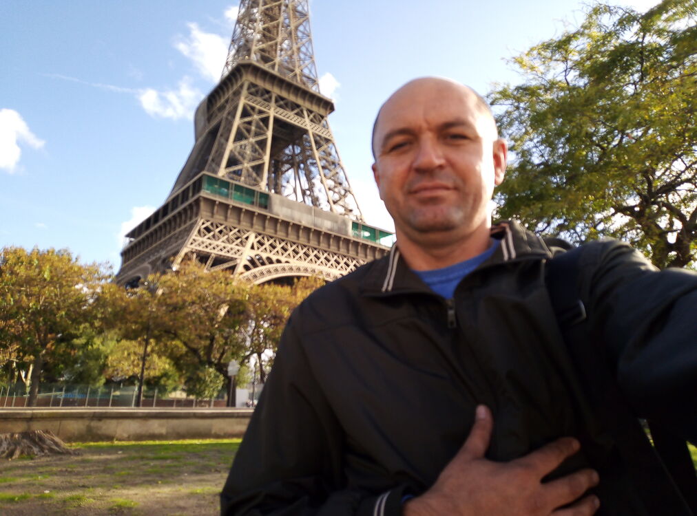  24125077  Viacheslav, 45 ,    