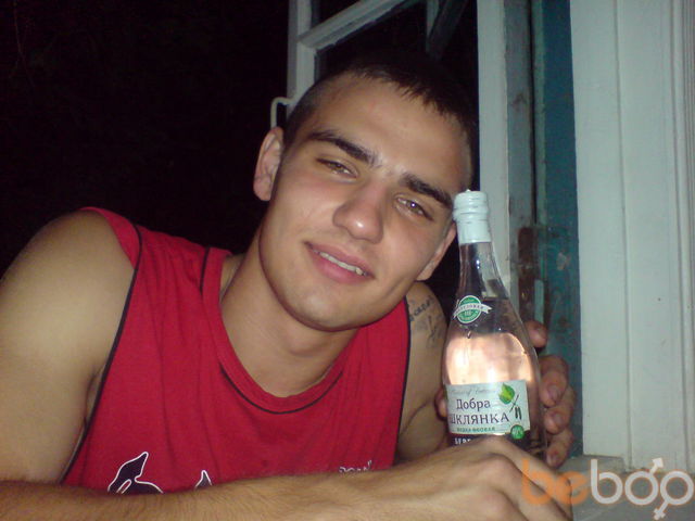  ,   Stas, 35 ,   