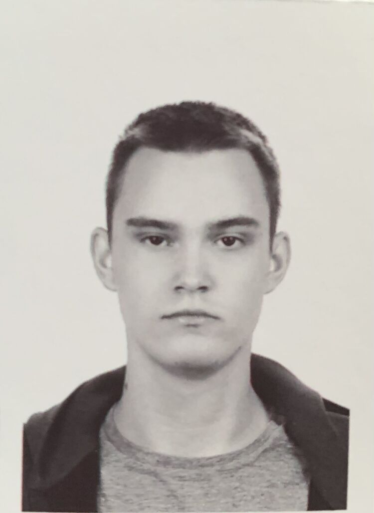  ,   Ivan, 20 ,     
