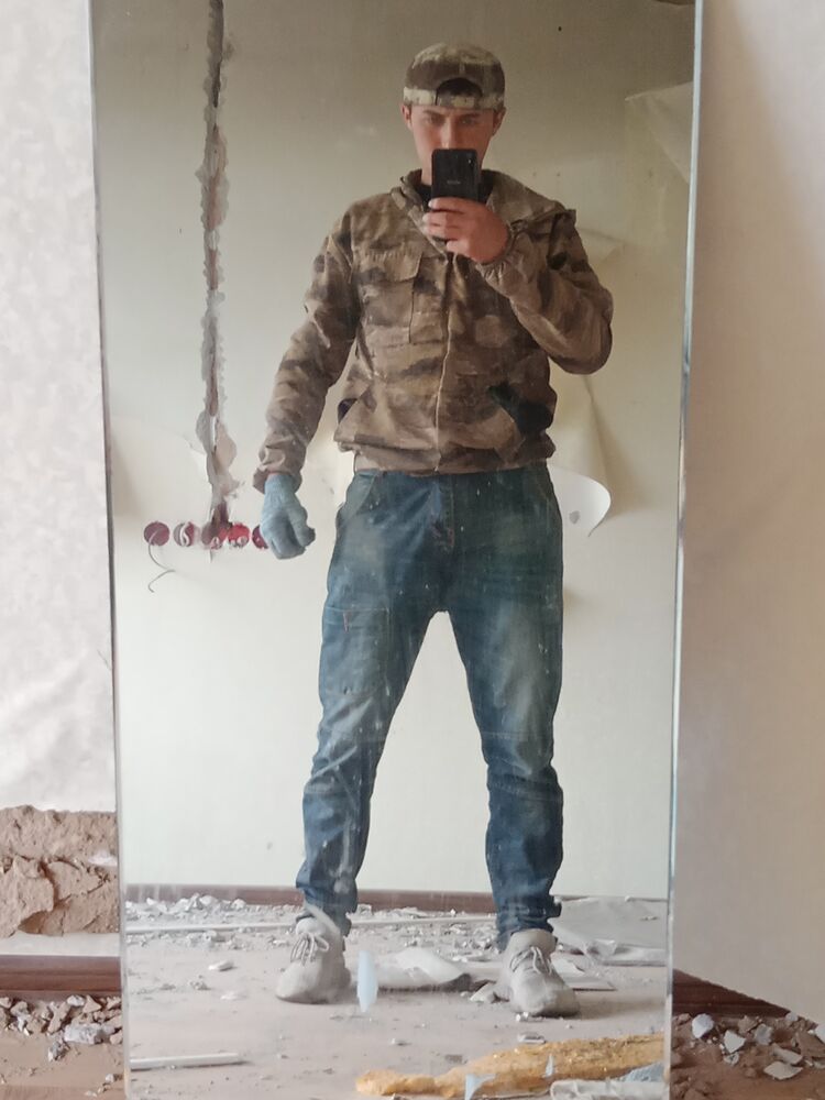  27154437  Asrorov, 28 ,    