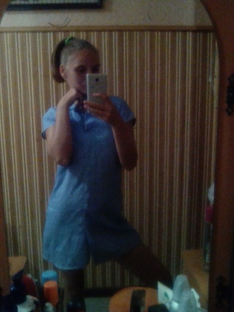  17428107  Amina, 25 ,    