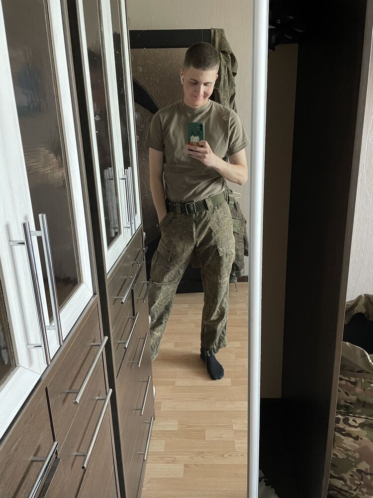  45103727  , 22 ,    