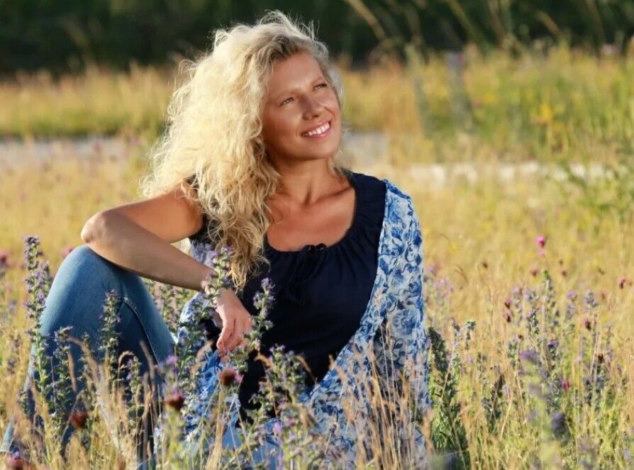  38147247  , 52 ,    -