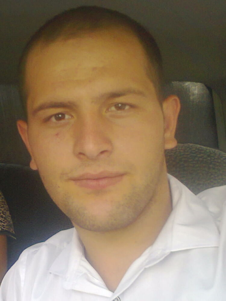  3991197  Gosha, 35 ,    