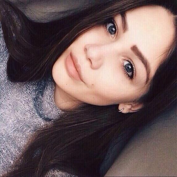  ,   Lana, 24 ,   ,   