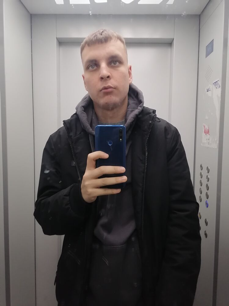  49688557  , 27 ,    
