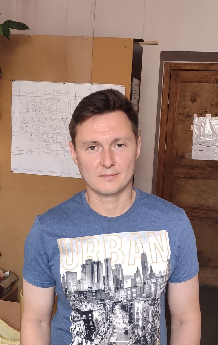  -,   , 40 ,     , c 