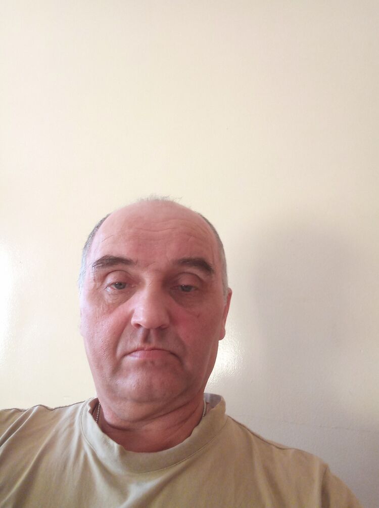  40739187  , 58 ,    