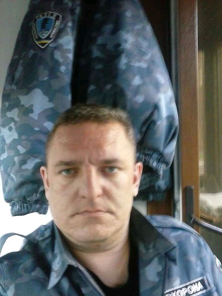  15870407  Sergey, 45 ,    