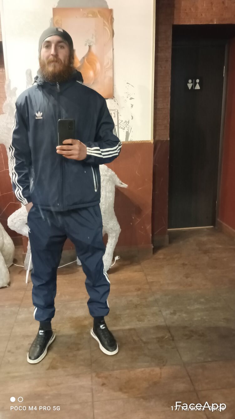  44536277  Taleh, 23 ,    