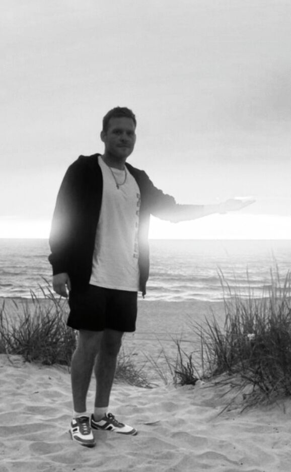  ,   Lexa, 35 ,   ,   , 