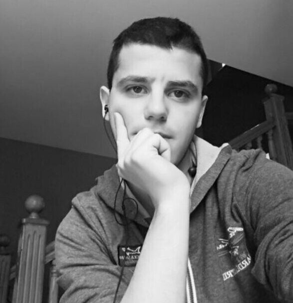  48977527  Ivan, 36 ,    