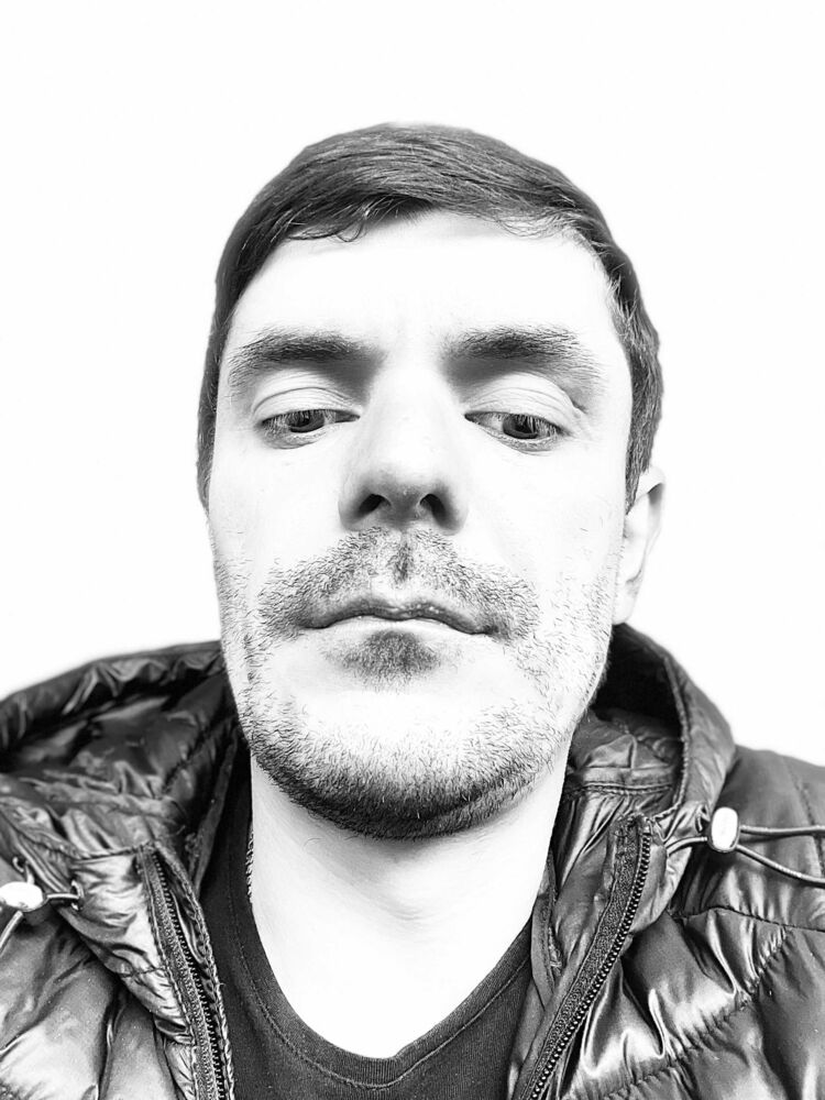 ���� 23084427 ������� Vazgen, 44 ����, ���� ���������� � ������������